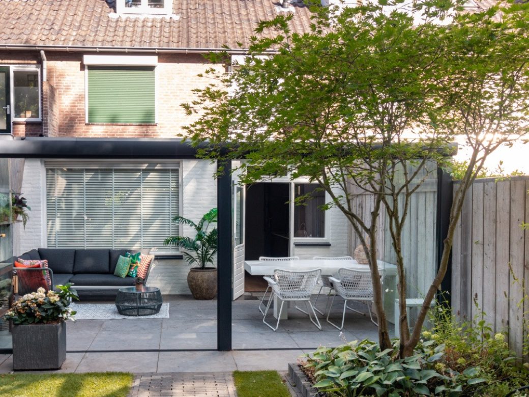 Terrasoverkappingen inmeten montage 2