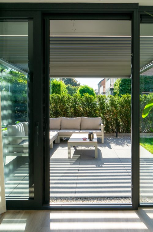 11 V870 Arezzo overstek V550