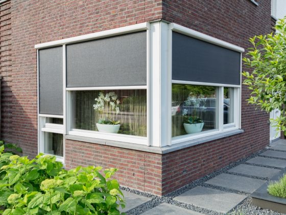 Inmeten montage ritsscreens 1