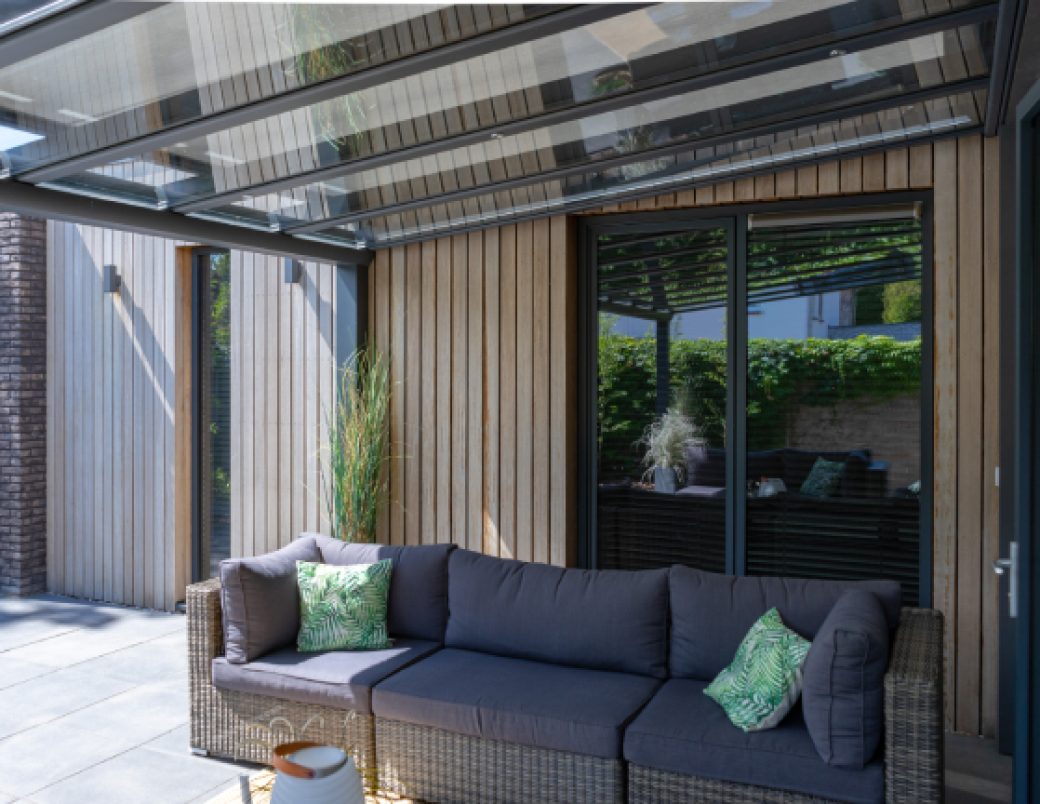 Verandazonwering V920 Riva V610 Oslo zonwering voor veranda